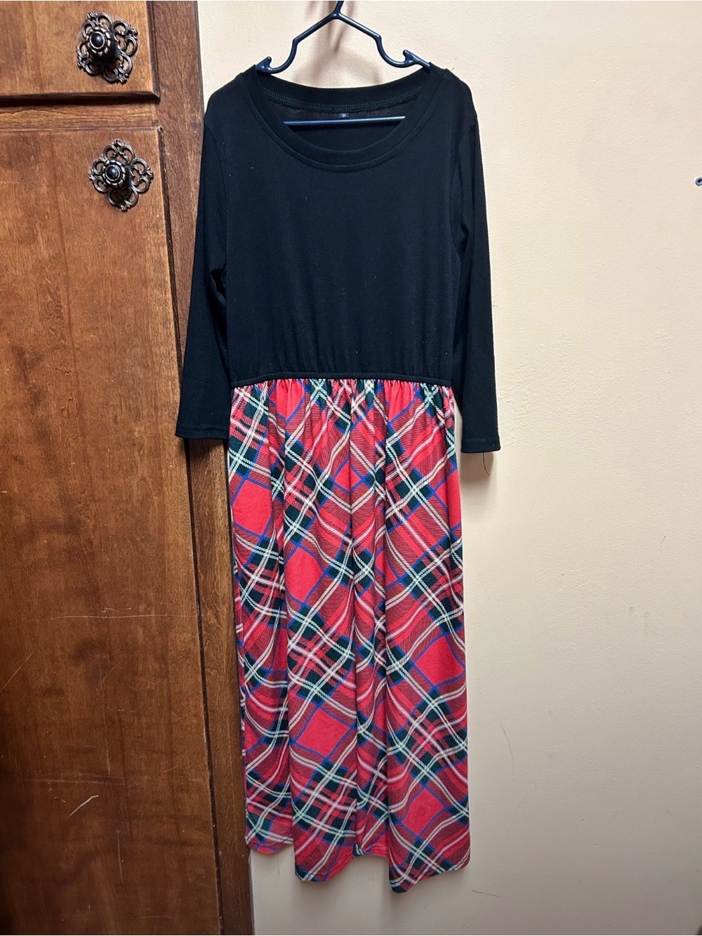 Black Top Red Plaid Midi Dress size 10 (see measurements) soft and comfortable